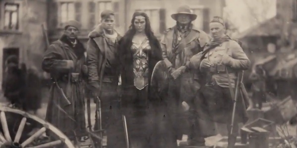 La historia detrás de la fotografía de Wonder Woman en Bélgica